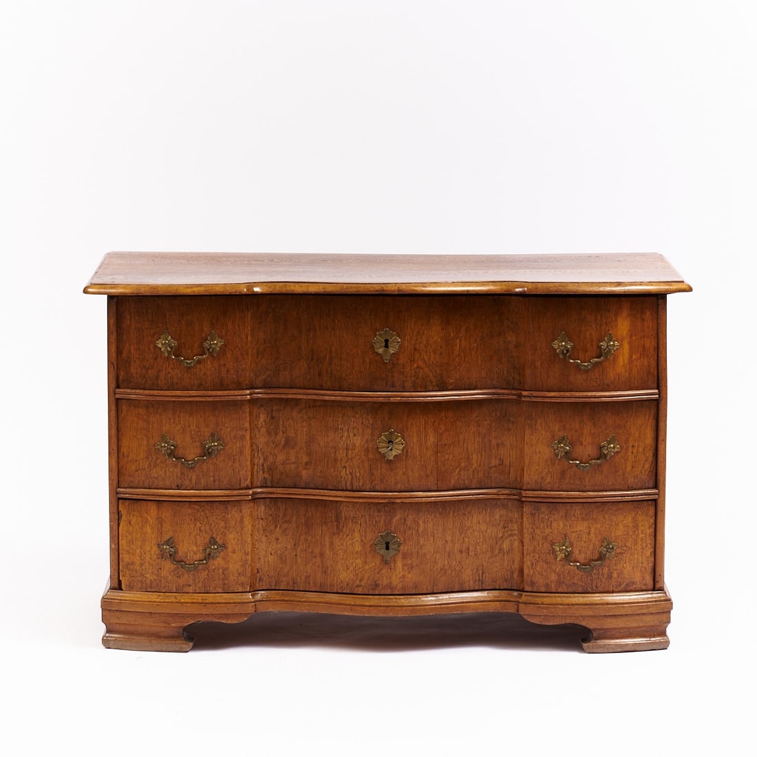 Baroque Commode (1 of 1)