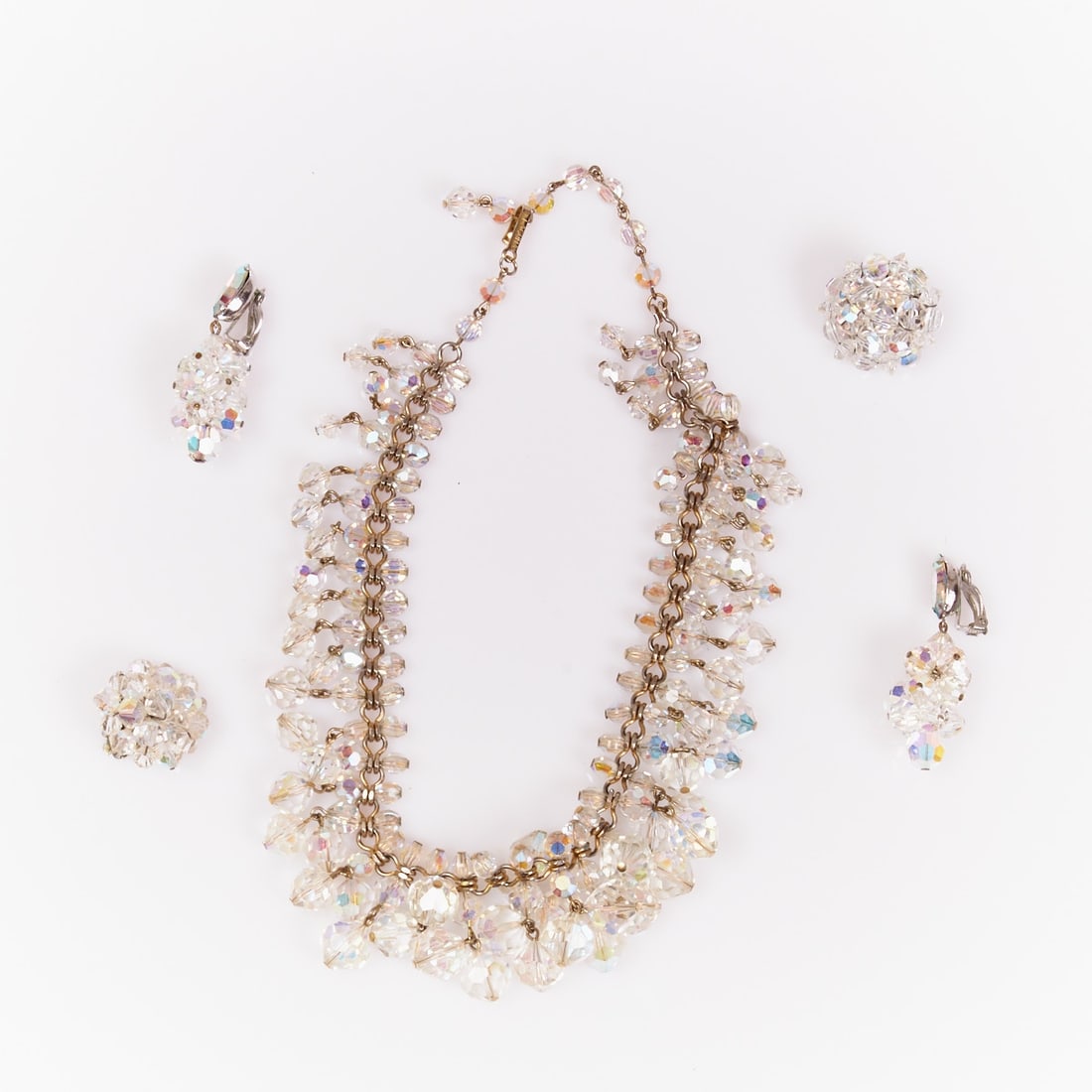 LAGUNA - Aurora Borealis Colored Pearl Necklace with Two Pairs of Ear Clips (1 of 1)