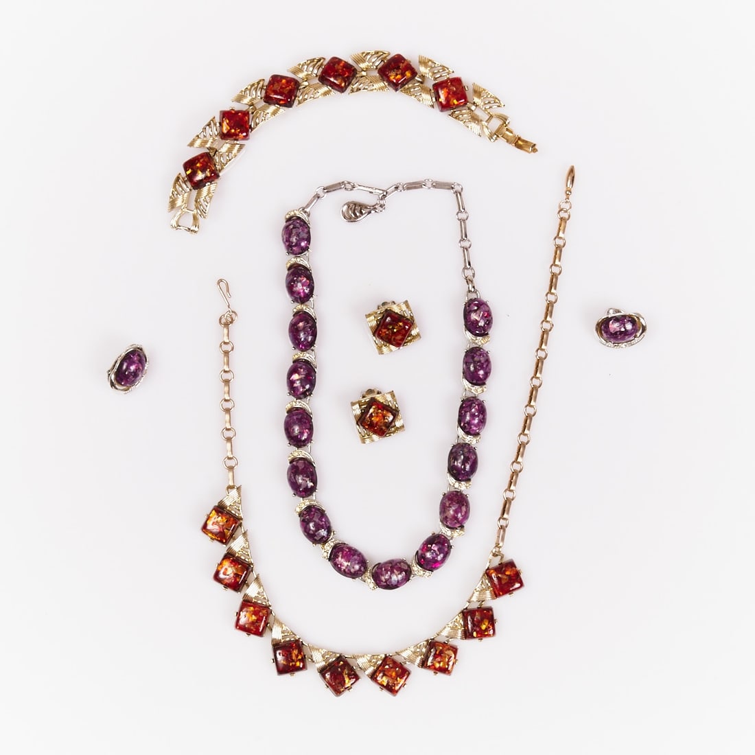 CORO - Two Vintage Jewelry Sets in Lilac and Red Tones (5 pieces) (1 of 1)