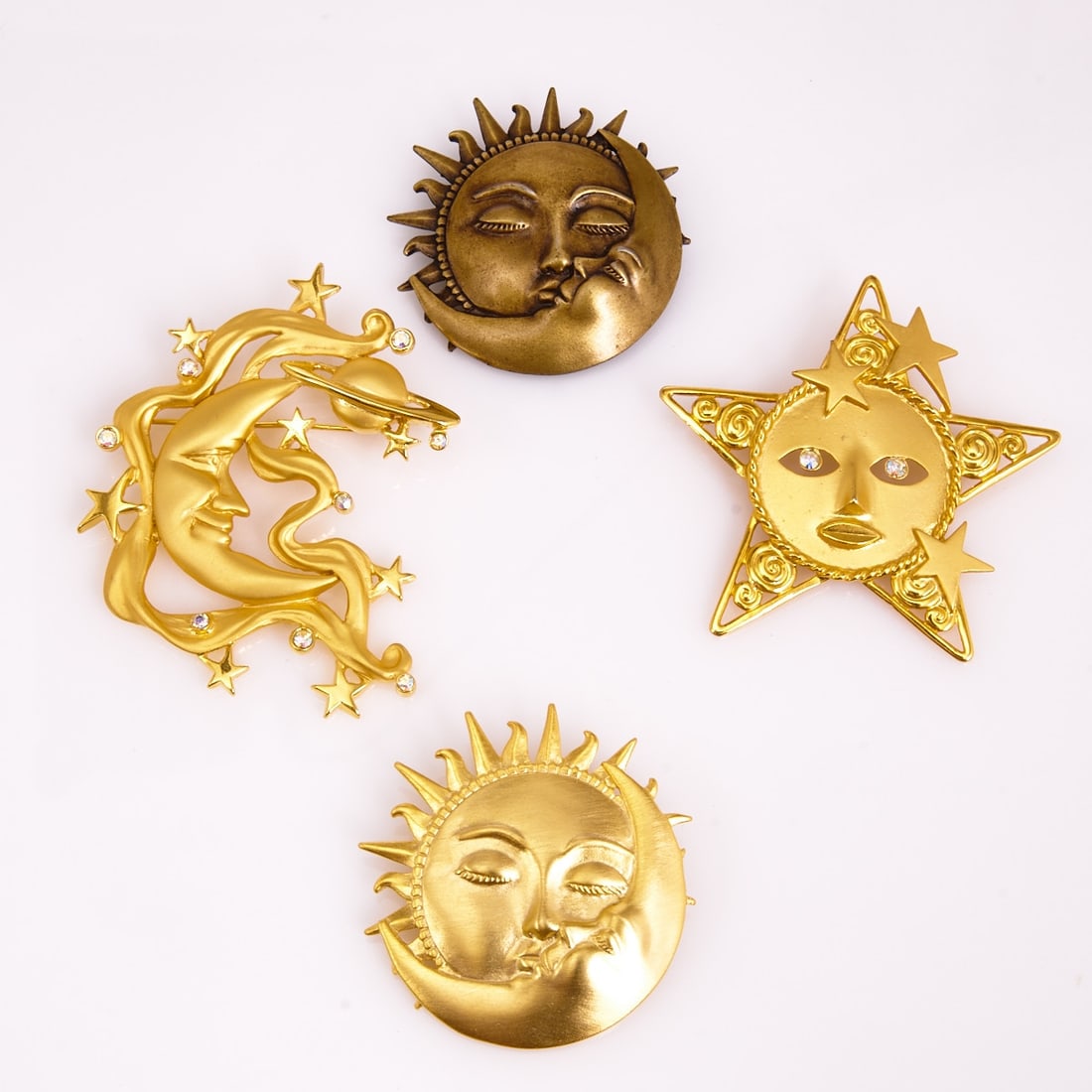 J.J. - Four Vintage Brooches with Star, Moon, and Sun Motifs (4 pieces) (1 of 1)