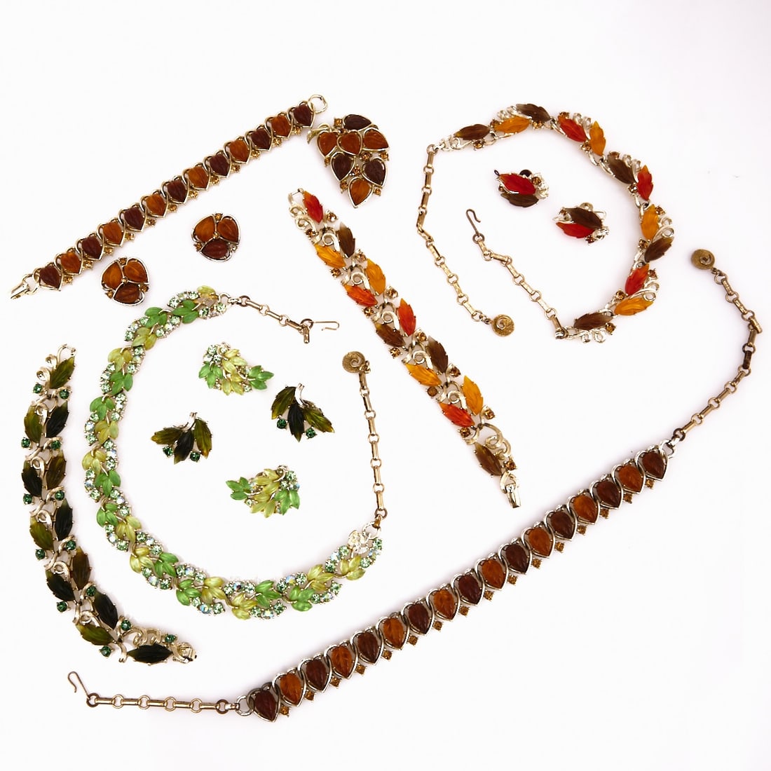 LISNER - Four Vintage Jewelry Sets with Foliage Motif (11 pieces) (1 of 1)