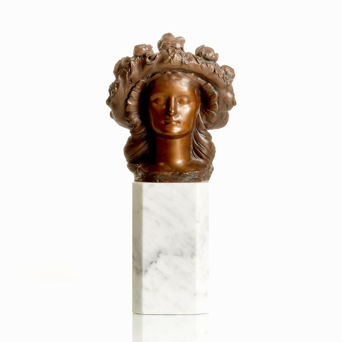 Ernst Fuchs: Ernst Fuchs Vienna 1930 - 2015 Vienna -"Flora"- (1988) Bronze. Brown patinated. Marble. 106/299. H. w/o/w base 23//44 cm. Signed on the reverse: Ernst Fuchs. Foundry mark: Strassacker Kunstg