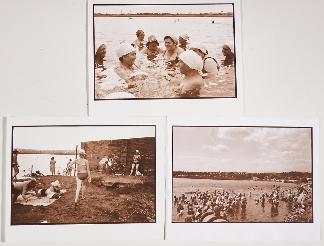 Boris Mikhailov: Boris Mikhailov 1938 Kharkiv - Salt Lake - (1986) 3 vintage silver gelatin prints/photographic paper. Each 23.7 x 30.4 cm. All stamped, signed in pencil and inscribed on verso: M/B / unique edition