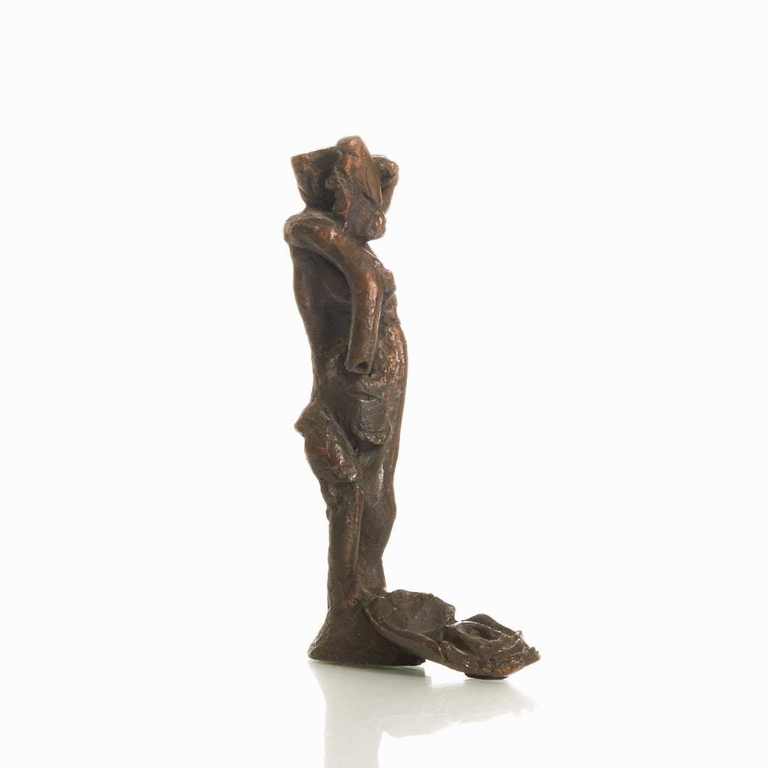 Rolf Szymanski: Rolf Szymanski 1928 Leipzig - 2013 Berlin - Small Figure VIII - Ship's Body - Bronze. Brown patinated. H. 20.5 cm. Monogrammed on the base: SYZ. Collector's signature on the underside.