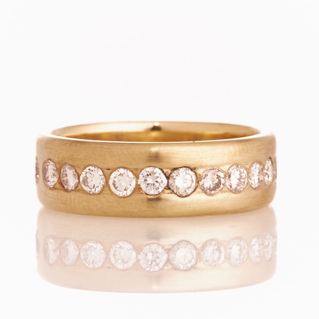 Half Memory Ring with Small Brilliant-Cut Diamonds (1 of 1)