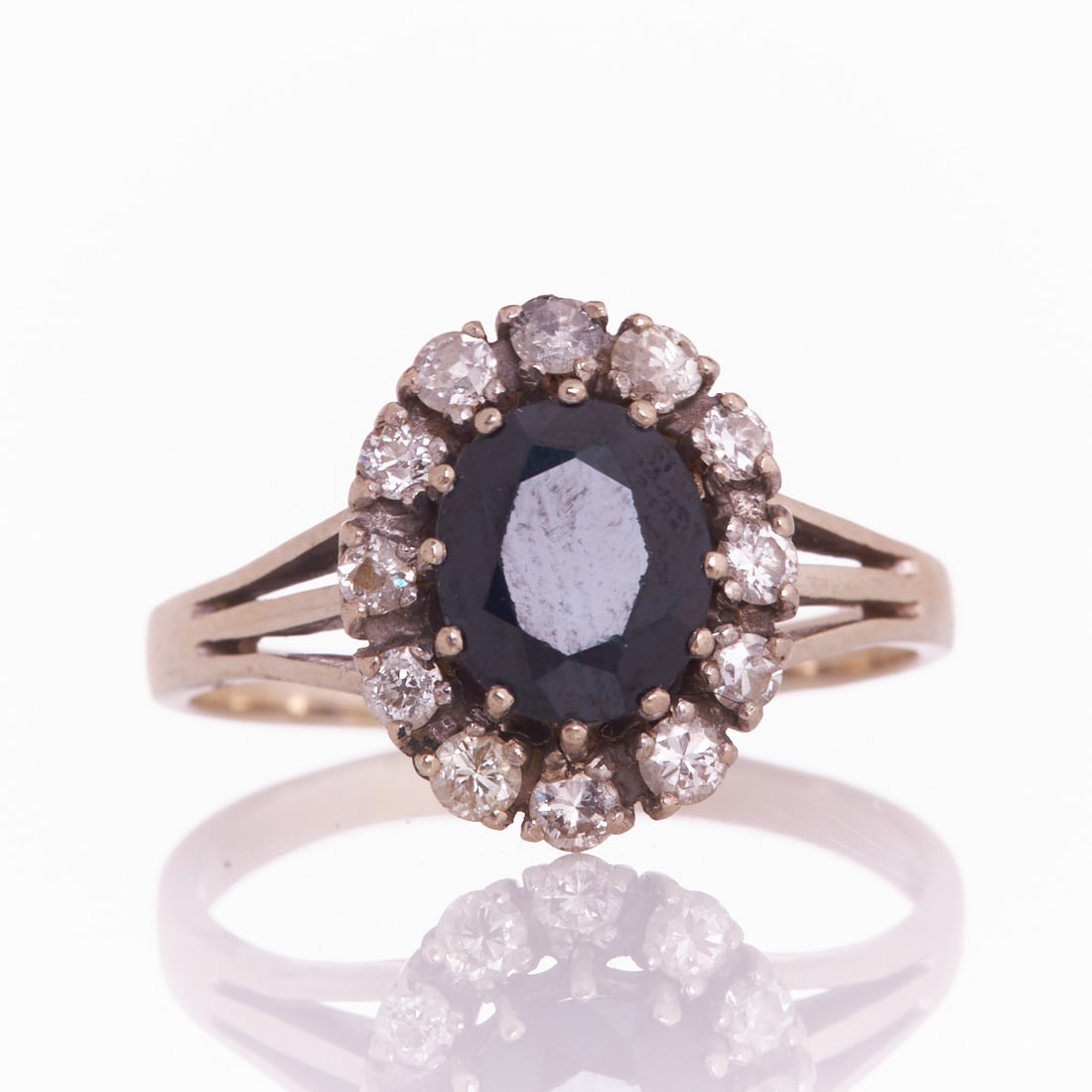 Classic Sapphire Ring (1 of 1)