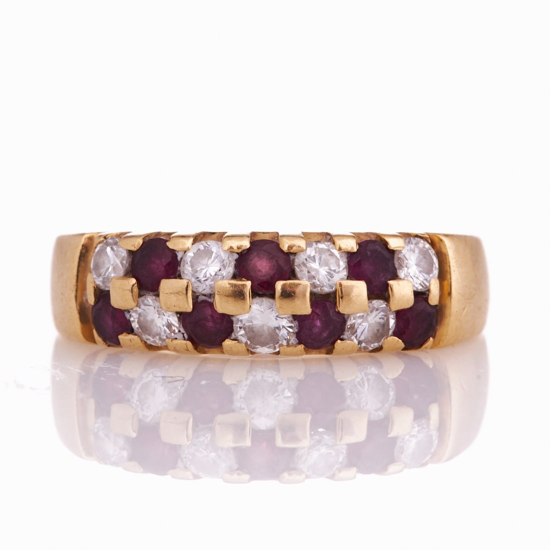 Band Ring with Rubies and Brilliant-Cut Diamonds (1 of 1)