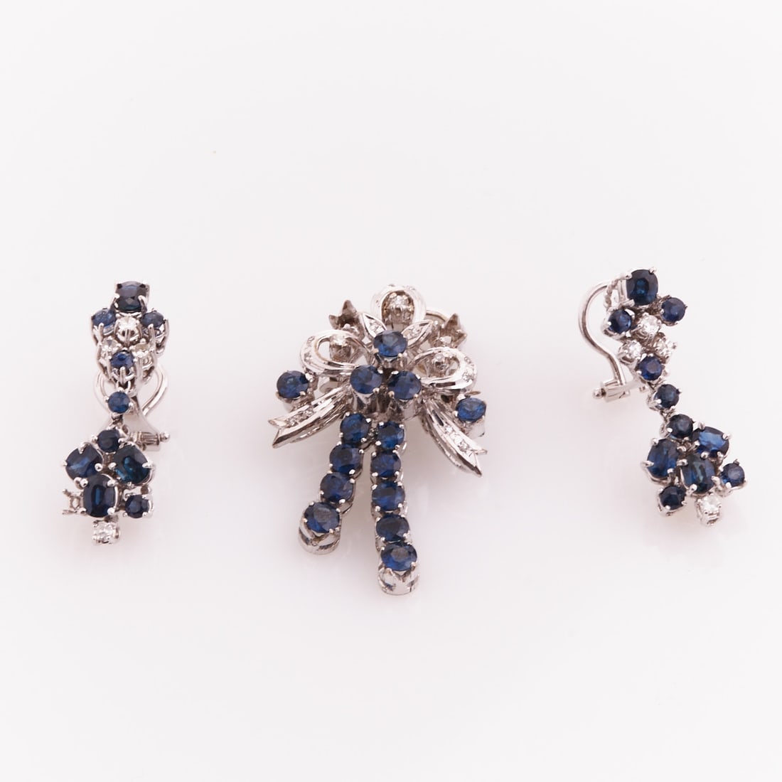 Sapphire Jewelry Set: Pair of Earrings and a Pendant/Brooch (1 of 1)