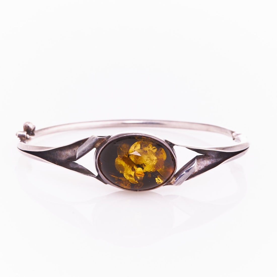 Bangle with a Beautiful Cabochon-Cut Amber (1 of 1)