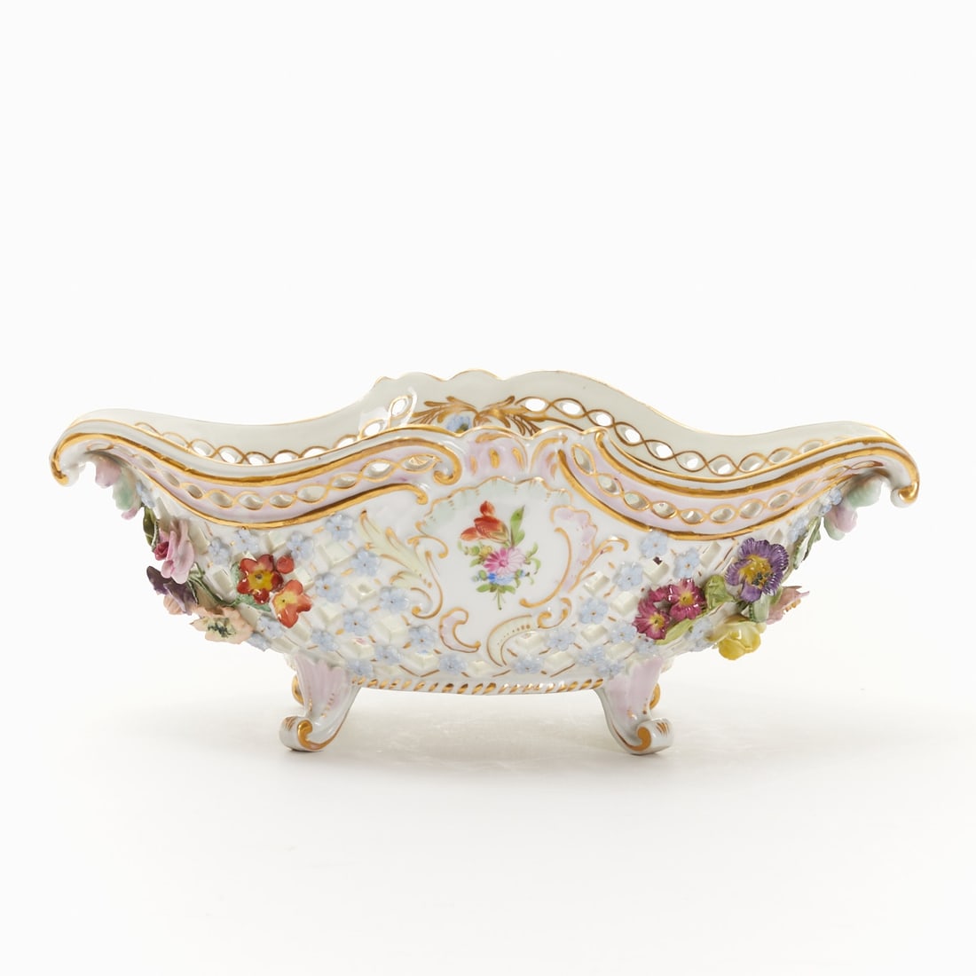 Pierced basket with floral overlay - Flower bouquet, Potschappel 1888-1901 (1 of 4)