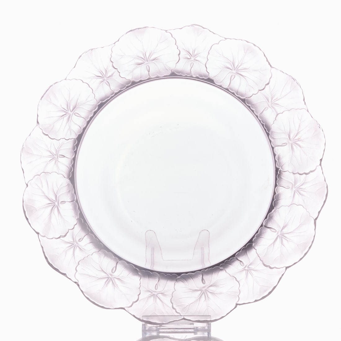Bowl Honfleur. Lalique, Wingen-sur-Moder 1945-1977.: Bowl Honfleur Lalique, Wingen-sur-Moder 1945-1977. Colorless glass, press-molded, partly frosted. Marked under the base: Lalique France. H. 5.5 cm, D. 27.5 cm. - Condition: minimal chip on the undersi