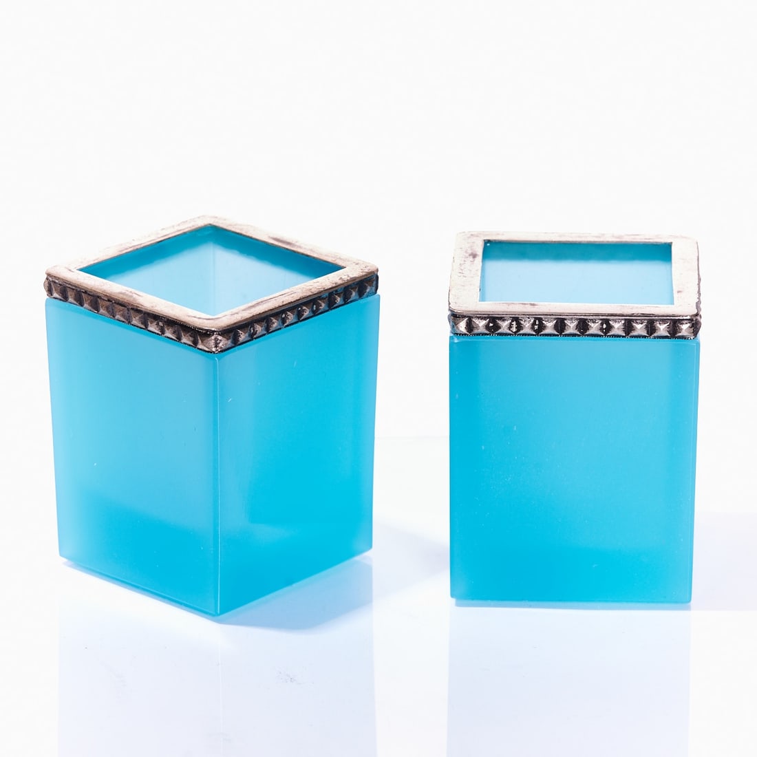 Pair of slightly conical pen holders - Art Deco. France, circa 1935-1940. (1 of 1)
