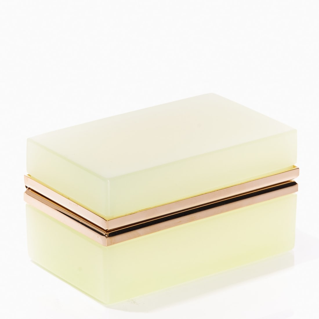 Rectangular lidded box - Art Deco. France, circa 1935-1940.: Rectangular lidded box - Art Deco France, circa 1935-1940. Uranium glass: Thick-walled, light green glass (apple green), slightly translucent, cut and polished. Gilded brass mounting with hinge. H. 6 