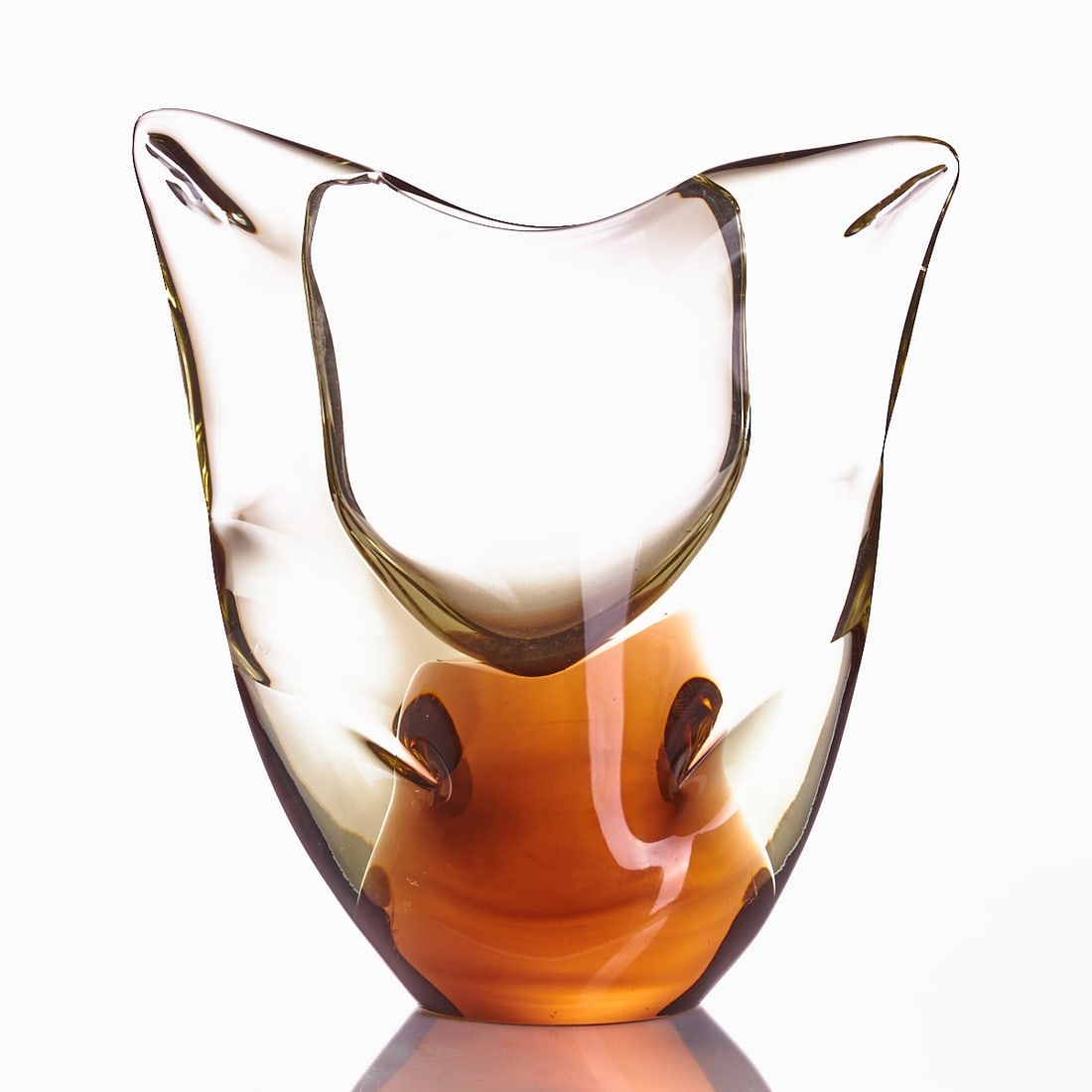 Flat vase. Murano. (1 of 3)