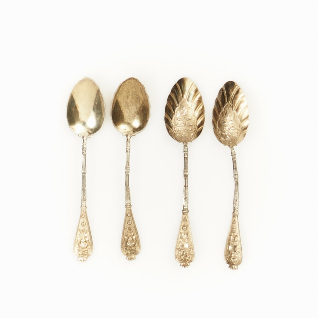 12 Historicism Mocca Spoons: 12 Historicism mocca spoons 800 silver. Hallmarks: maker's mark, 800, crescent/crown. L. 11 cm. Weight: 127 g.