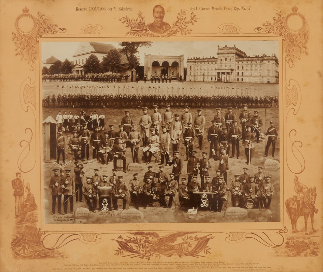 Ferdinand Esch: Ferdinand Esch 1866 Ludwigslust - 1929 Ludwigslust - "Reserve 1905/1908 of the V. Squadron of the 1st Grand Duchy Mecklb. Dragoon Reg. No. 17" - (1908) B/W photomontage/photographic paper