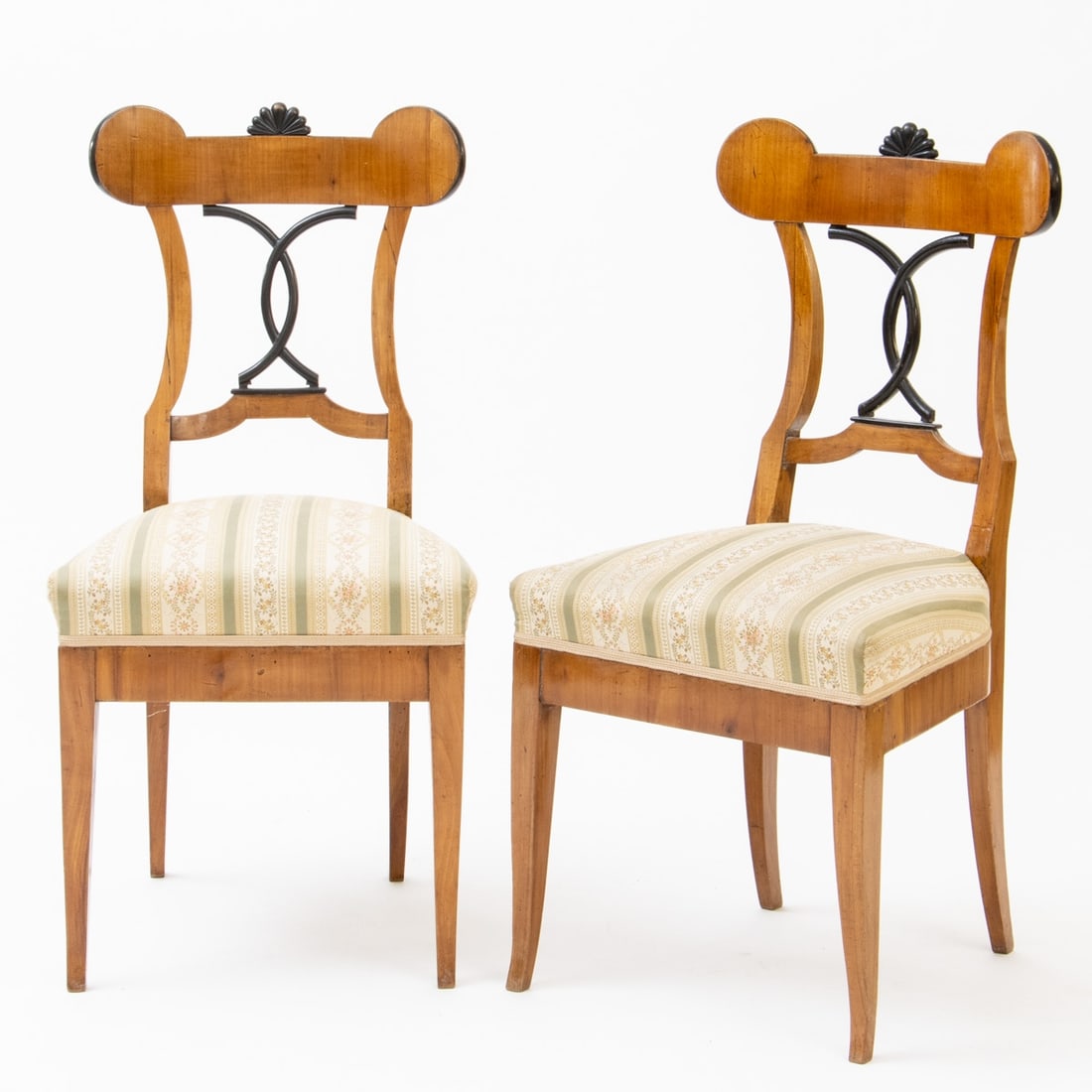 Pair of Biedermeier Chairs: Pair of Biedermeier Chairs Germany, circa 1820. Cherry. 48/94 x 44 x 48 cm. Good condition.