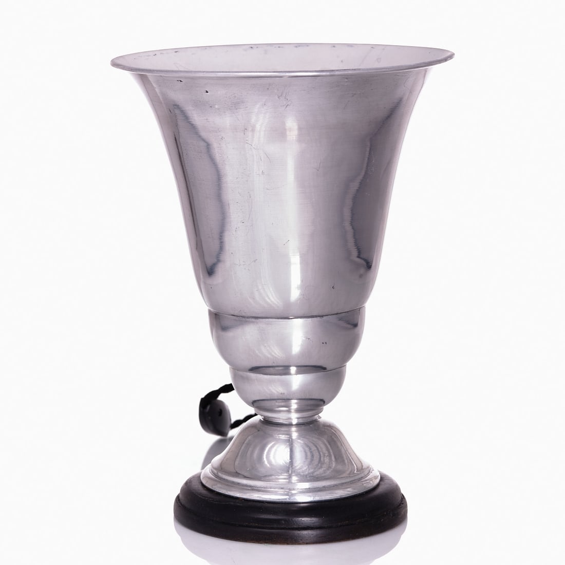 Art Deco Table Floodlight: Art Deco Table Floodlight France. Metal. H. 27 cm. Chipped.