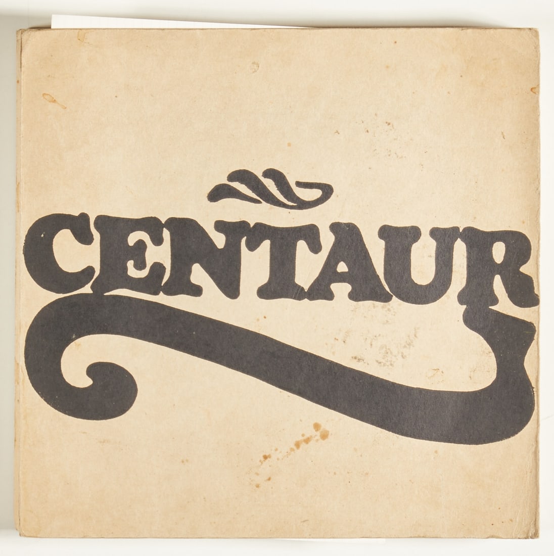 Centaur: Centaur Almanac of the Galerie im Centre 1965-66. Ed. by Heinz Raumschüssel, Göttingen. Num. Ex.: 101/125. Cardboard binding in linen cassette, illustr. by WP Eberhard Eggers