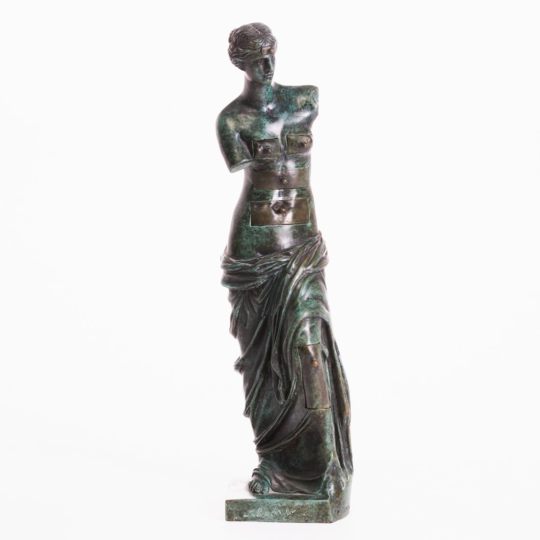 Salvador Dal?­: Salvador Dalí Figueras 1904 - 1989 Figueras - Venus aux tiroirs - Bronze. Green patinated. 24/1000. H. 39 cm. Signed and dated on the base: Salvador Dali 1973/93, P 1994. Foundry mark. Edition