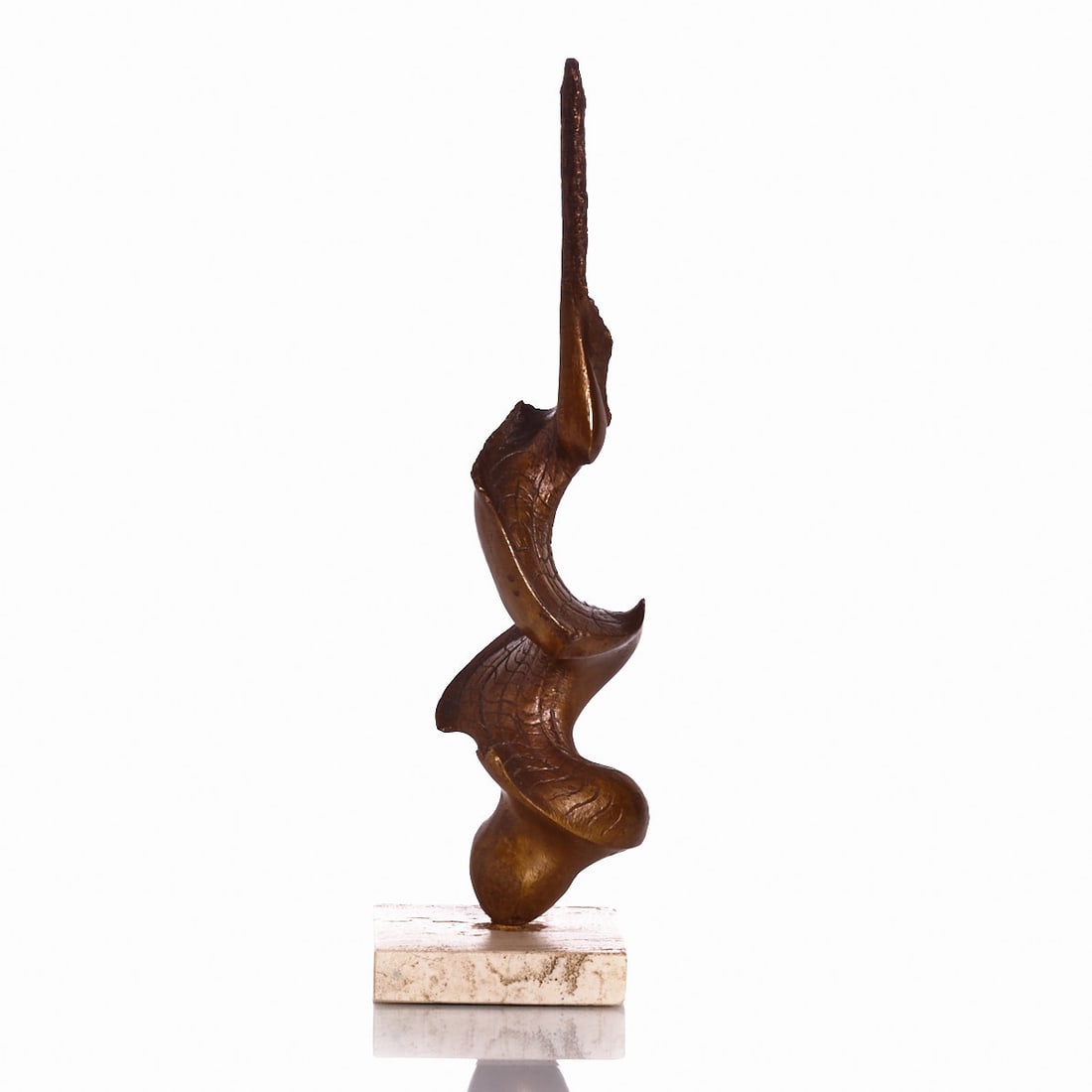 Hans Joachim Ihle: Hans Joachim Ihle 1919 Neukölln - 1997 Burgdorf -"The Orientation"- Bronze. Brown patina. H. o, / with plinth 34.5/37 cm. Signed on the underside: IHLE. - Lit.: Homann, Klaus: The sculp