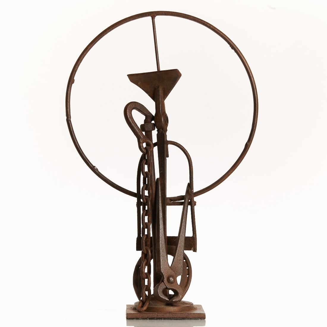 Hannes Meinhard: Hannes Meinhard 1937 Dahlbruch - 2016 Barsinghausen - Untitled - Forged iron. Rust-brown patina. H. 62 cm. Unsigned. - Lit.: Hannes Meinhard. Steel Sculptures. Drawings. Edited by Brigitte von Sch&oum