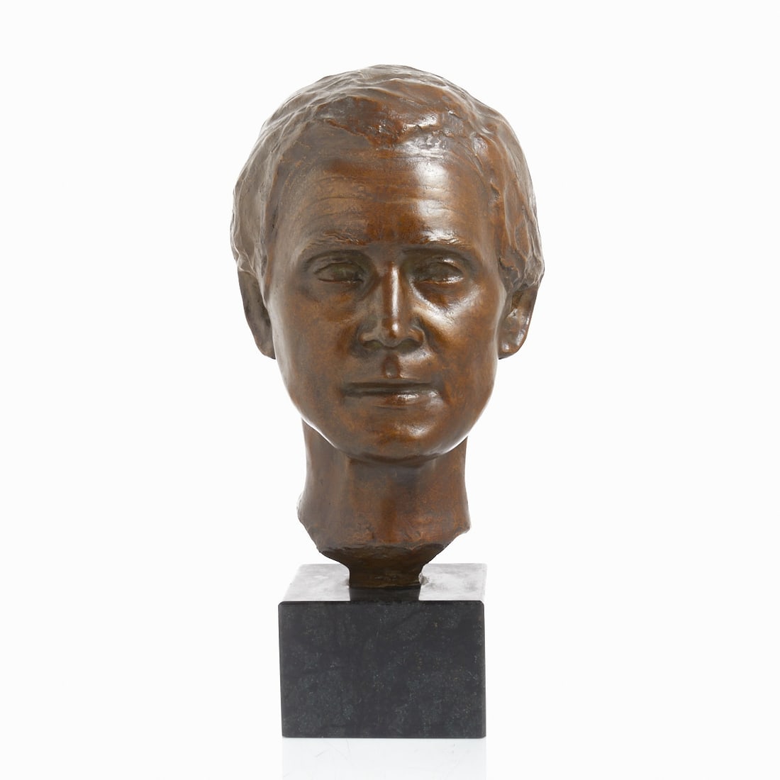 Alfred Zschorsch: Alfred Zschorsch 1887 Erfurt - 1956 Düsseldorf-Kaiserswerth - Portrait of Jenny Mehren - Bronze. Brown patina. Marble. H. without/with base 30.5/38.5 cm. Signed on the reverse: A. Zschorsch.