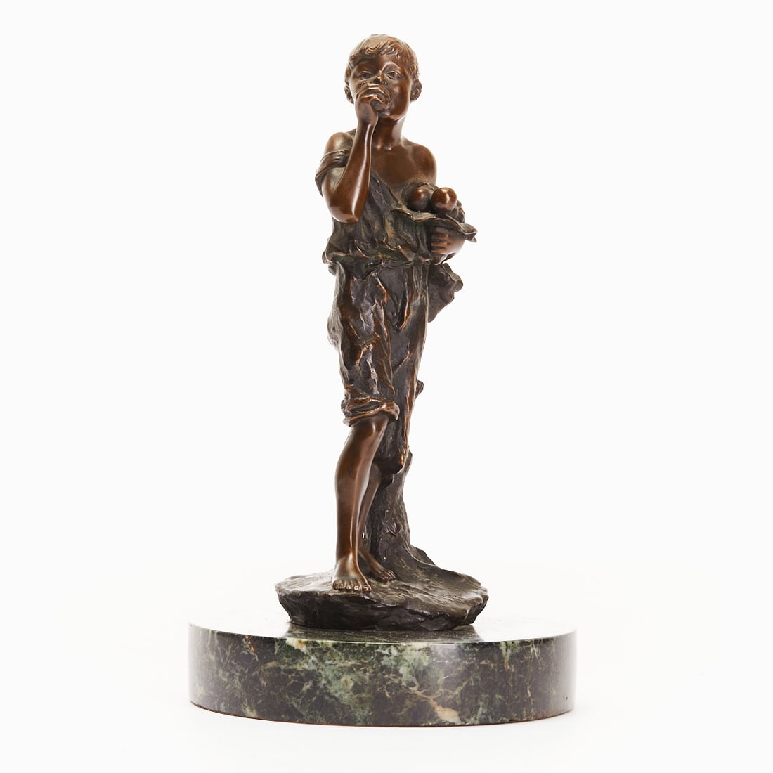 Franz Iffland: Franz Iffland 1862 Tempelhof - 1935 Berlin - Boy with Apples - Bronze. Brown patina. Marble. H. with/without base 22.5/26 cm. Signed on the base: F. Iffland. - Lit.: Th.-B. VIII, p. 549. Renowned