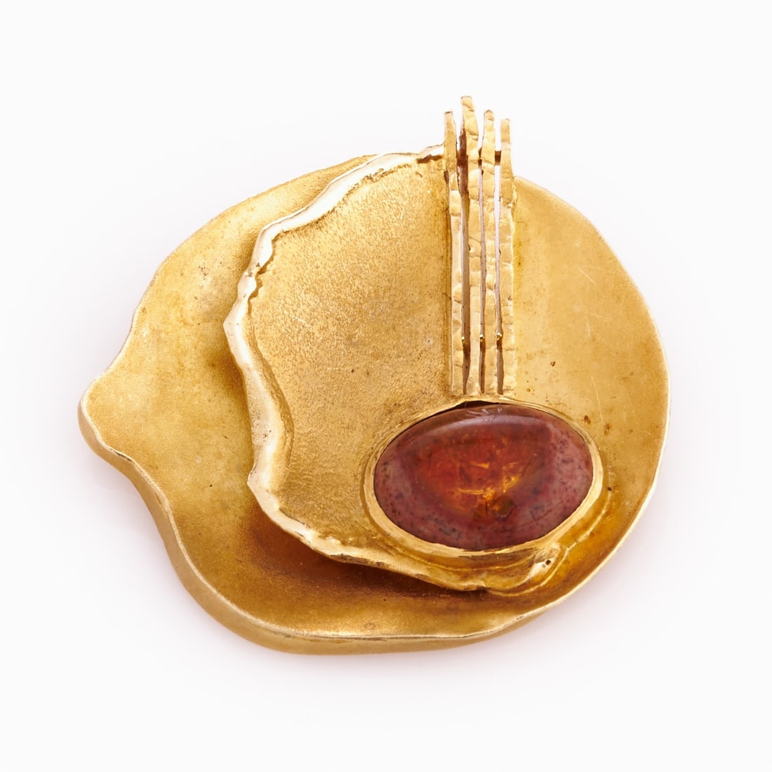 Brooch with Fire Opal: Brooch with fire opal Goldsmith Herbert Bitter, Hanover. 585/- yellow gold, stamped. Weight: 12.4 g. Hallmark: 585 HB in a circle. 1 fire opal in cabochon cut 1.3 x 0.9 mm. Dimensions: 3.7 x 3.6 cm.