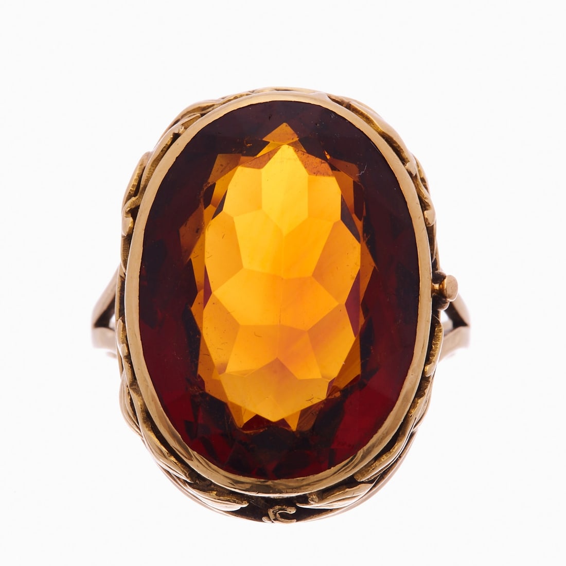 HERBERT ZEITNER - Significant Designer Ring with Citrine: HERBERT ZEITNER - Significant Designer Ring with Citrine Germany. Design: Prof. Herbert Zeitner (1900-1988). Execution: Prof. Herbert Zeitner, Lüneburg, circa 1960. Unique piece. 585/- yellow gol