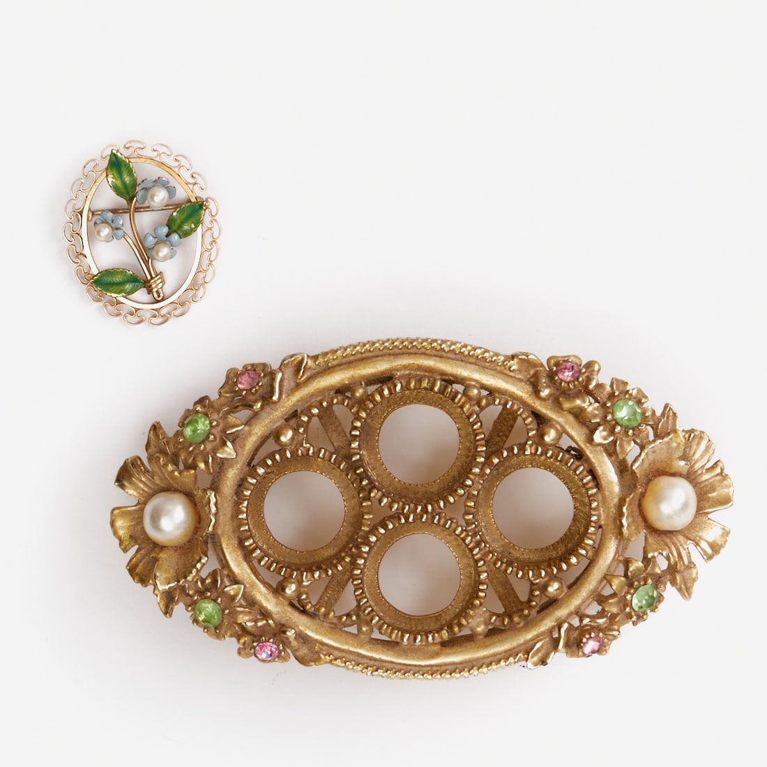 FLORENZA - Vintage Lipstick Holder and a Small Brooch: FLORENZA - Vintage Lipstick Holder and a Small Brooch Florenza Co., New York, USA, circa 1960s. Metal, gold-colored. Faux pearls. Rhinestones. Enamel. Weight: 174 g. Lipstick holder dimensions: 11 x 6