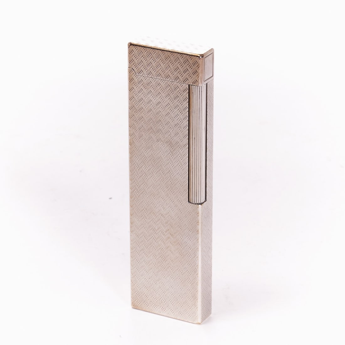 S. T. DUPONT - Lighter with 'Laque de Chine' S. T. Dupont company, Paris, France. Metal, (1 of 1)