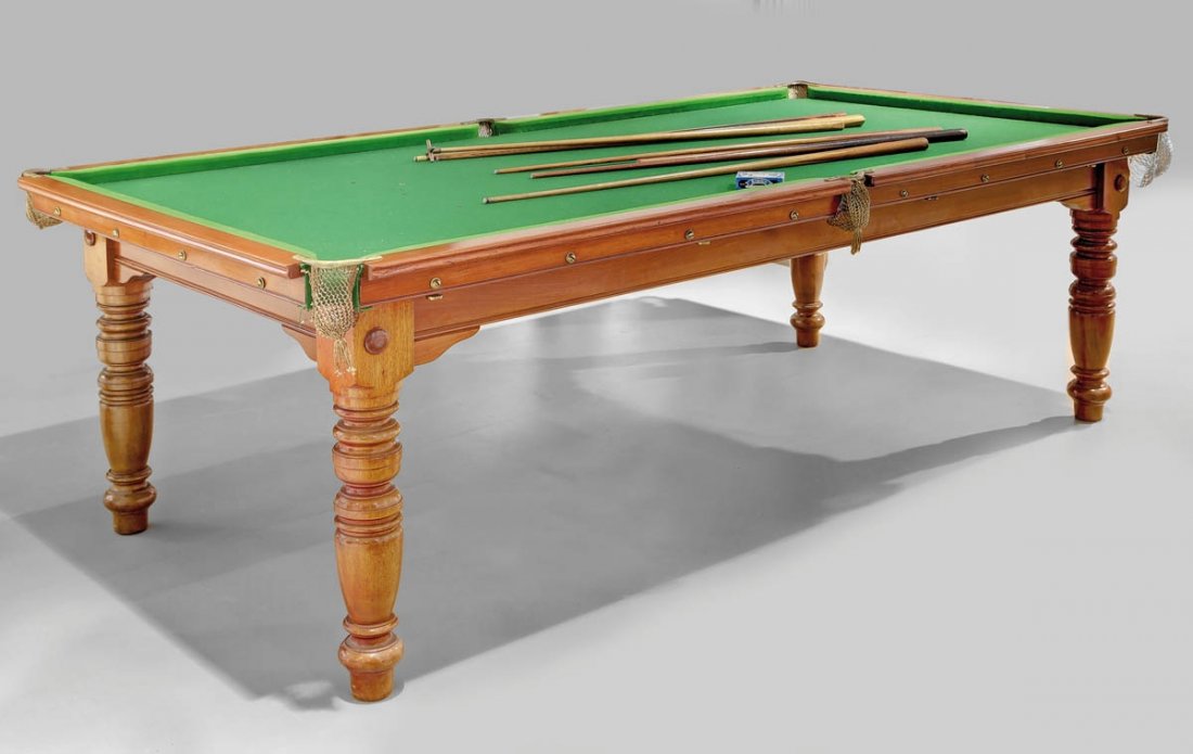 Viktorianischer Billardtisch. E.J. Riley/England, um (1 of 1)