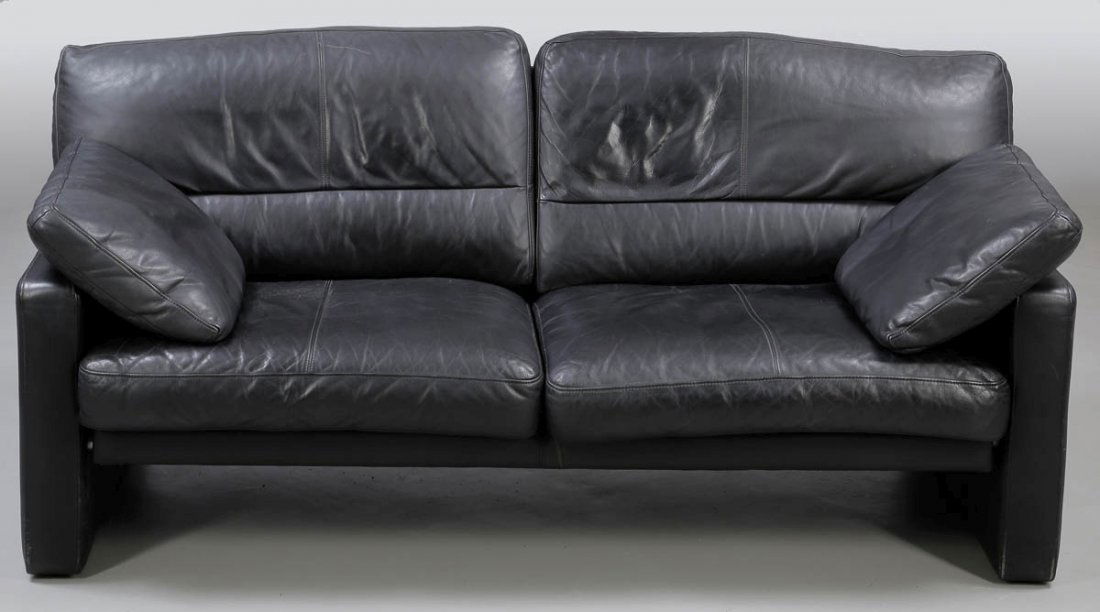 Ledersofa WK Wohnen. Leder. 77 x 175 x 86 cm....: Ledersofa WK Wohnen. Leder. 77 x 175 x 86 cm. Best. 2-Sitzersofa mit sechs losen Kissen.