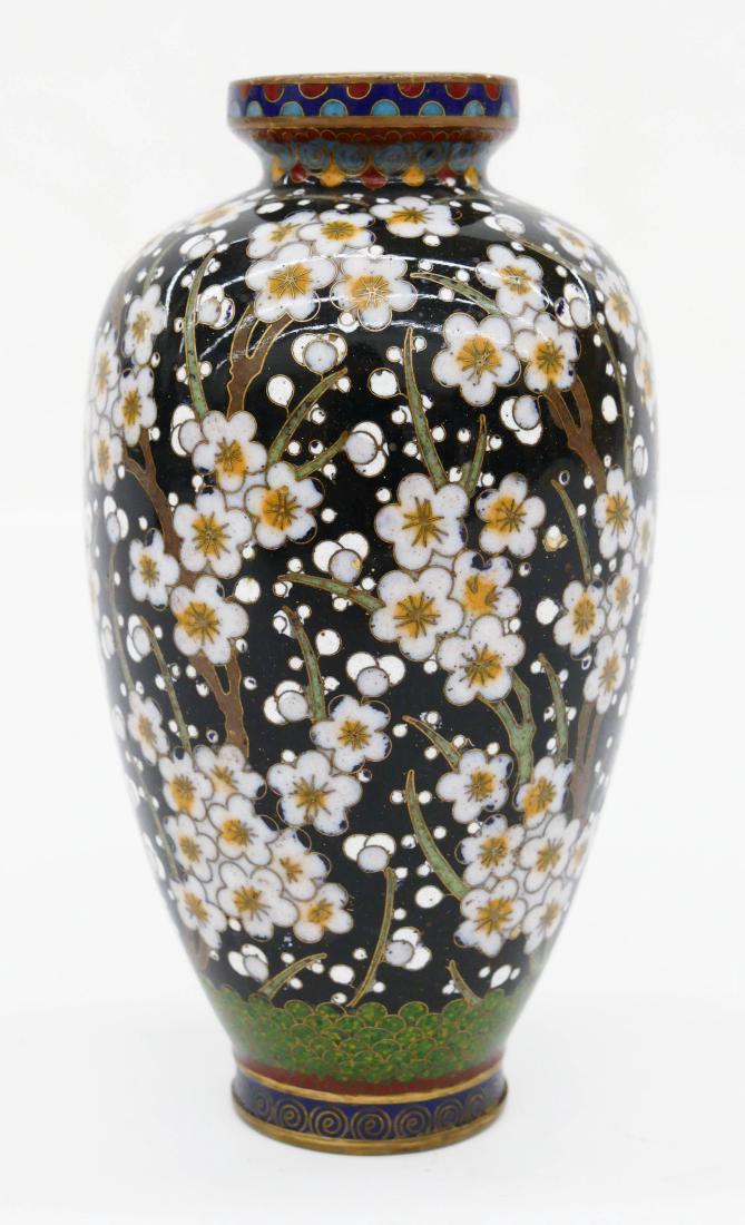 Japanese Cloisonne Cherry Blossoms Vase 4.75''x2.5''. (1 of 3)