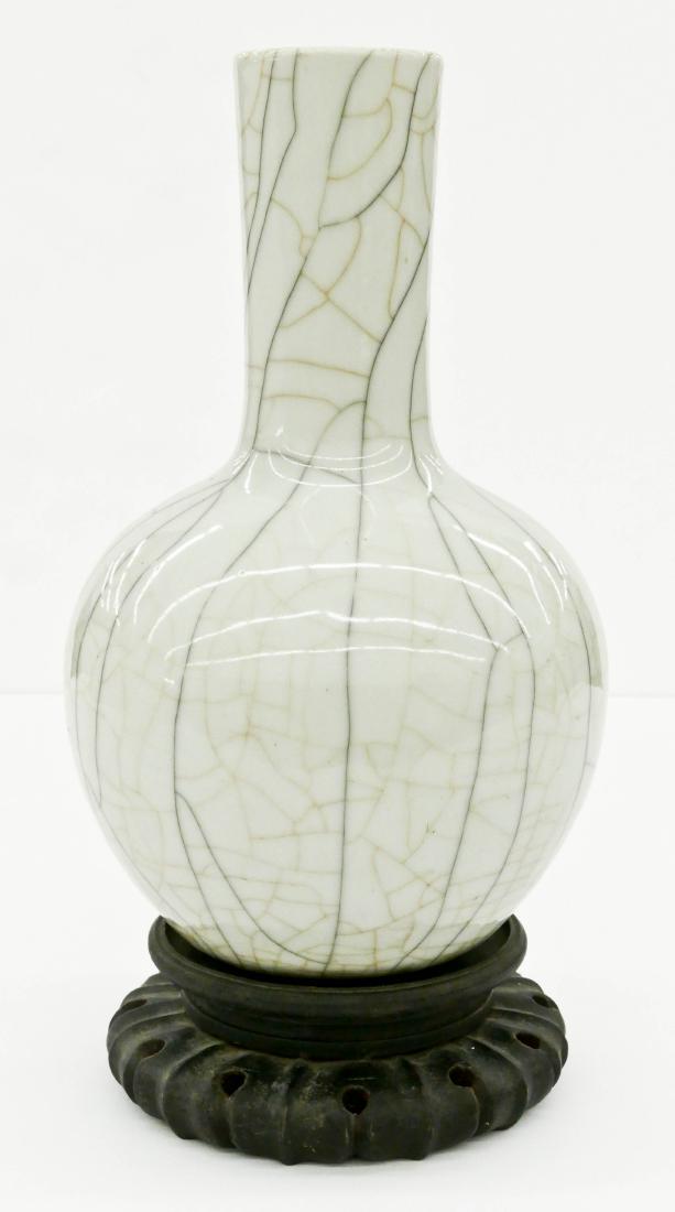 Chinese Ge Yao Porcelain Bottle Vase 13.5''x8''. White (1 of 4)