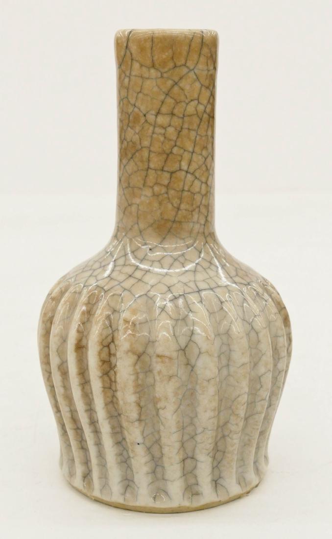 Chinese Ge Type Mallet Form Vase 5.75''x3.25''. Lobed (1 of 4)