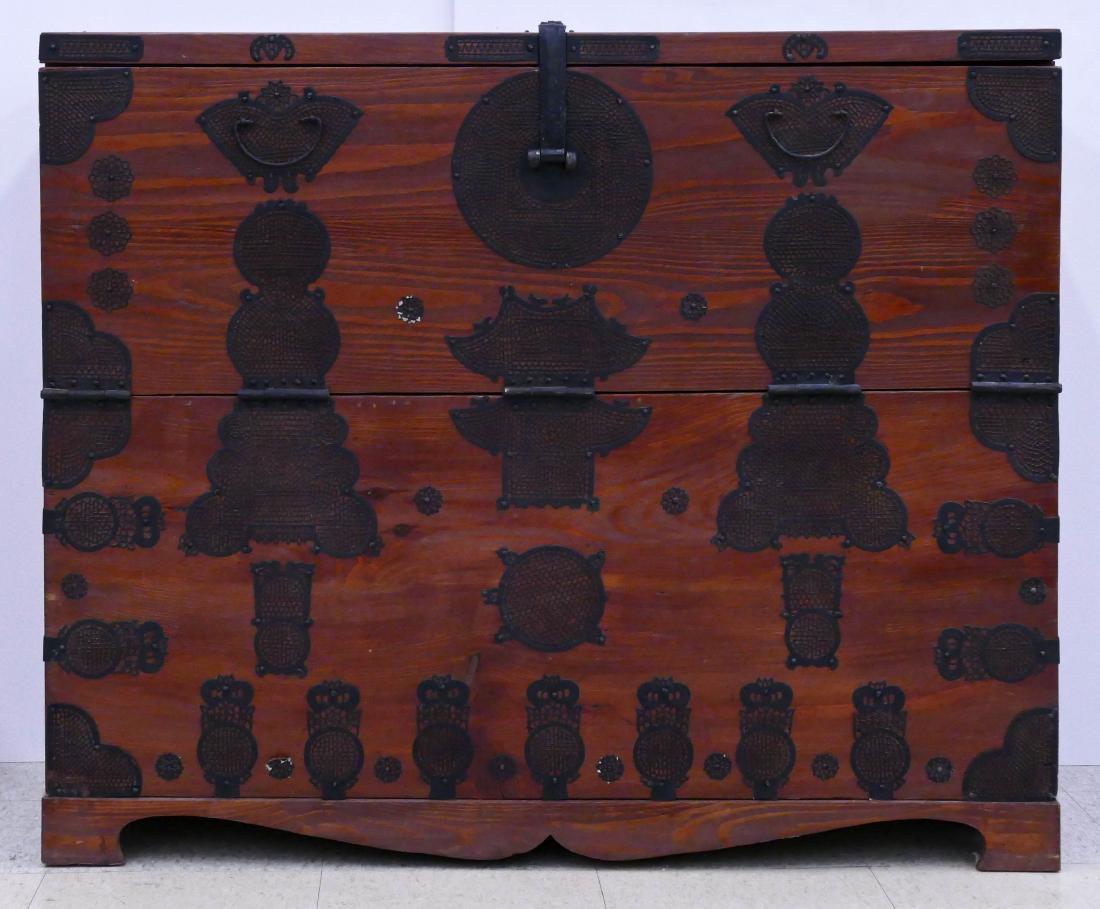 Korean Bandaji Chest with Butterfly Hardware (1 of 1)