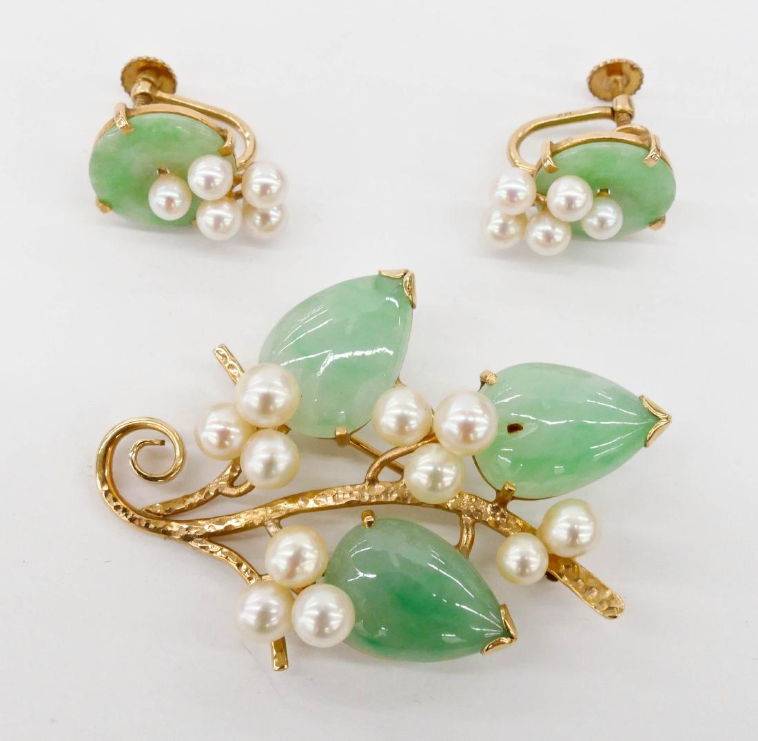 Ming's 14k Jadeite & Pearl Brooch and Earring Set. (1 of 3)