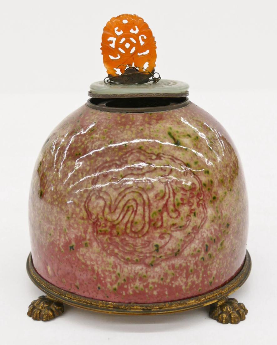 Chinese Peachbloom Porcelain Ink Pot Inkwell 4.5''x5''. (1 of 5)