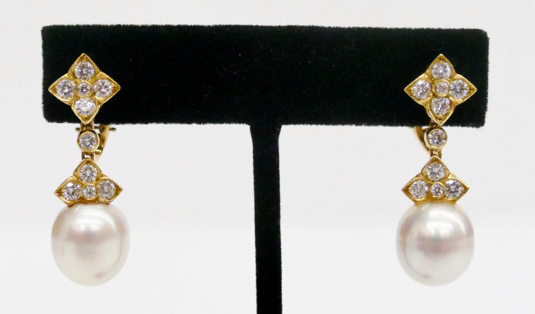 Pair Lady's 18k South Sea Pearl Dangle Earrings 1.25'' (1 of 4)
