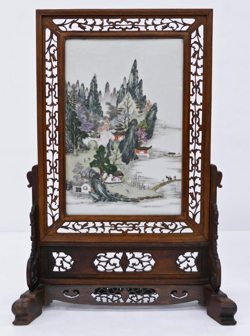 Fine Chinese Famille Rose Table Screen Plaque (1 of 6)