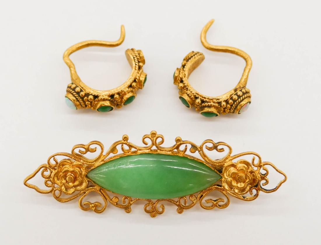 2pc Chinese 22k Jade Brooch & Earrings. Includes a (1 of 3)