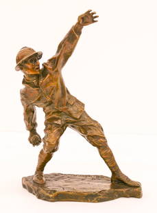 Maurice Guiraud-Riviere (1881-1947 French) ''Au Front'': Maurice Guiraud-Riviere (1881-1947 French) ''Au Front'' (At the Front) Bronze Sculpture 9.5''x7''. A military themed bronze of a WWI French soldier throwing a grenade. Signed and titled at base with