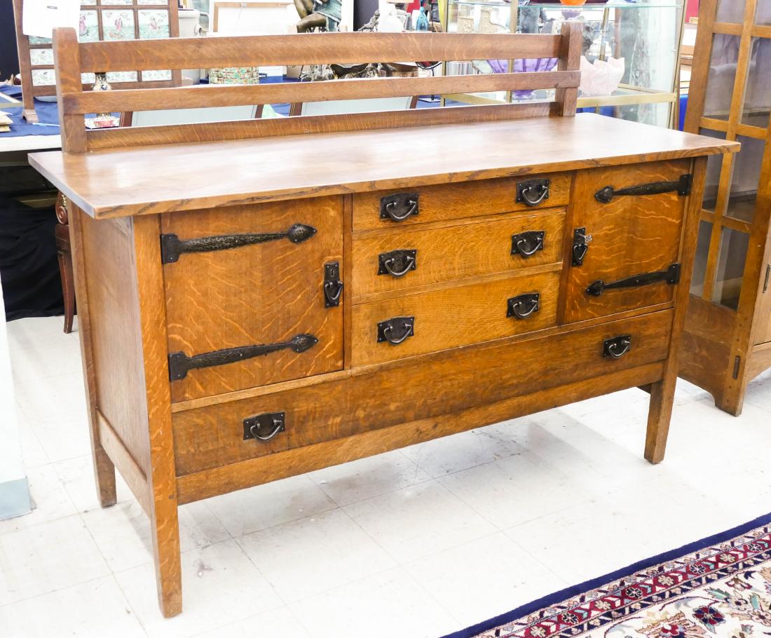 Gustav Stickley #814 Sideboard 49 (1 of 7)