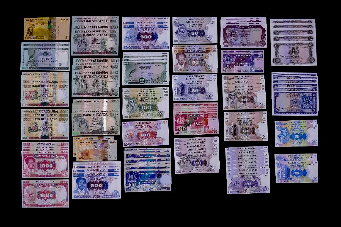 188pc Uganda Banknotes UNC (1 of 2)