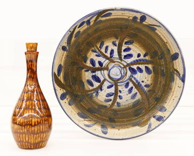 2pc Robert Sperry (1927-1998 Washington) Early Ceramic: 2pc Robert Sperry (1927-1998 Washington) Early Ceramic Bottle and Bowl. Includes two early 1950's works including a glazed stoppered bottle decanter 9''x3.5'' and a wheel thrown decorated bowl 12''x2'