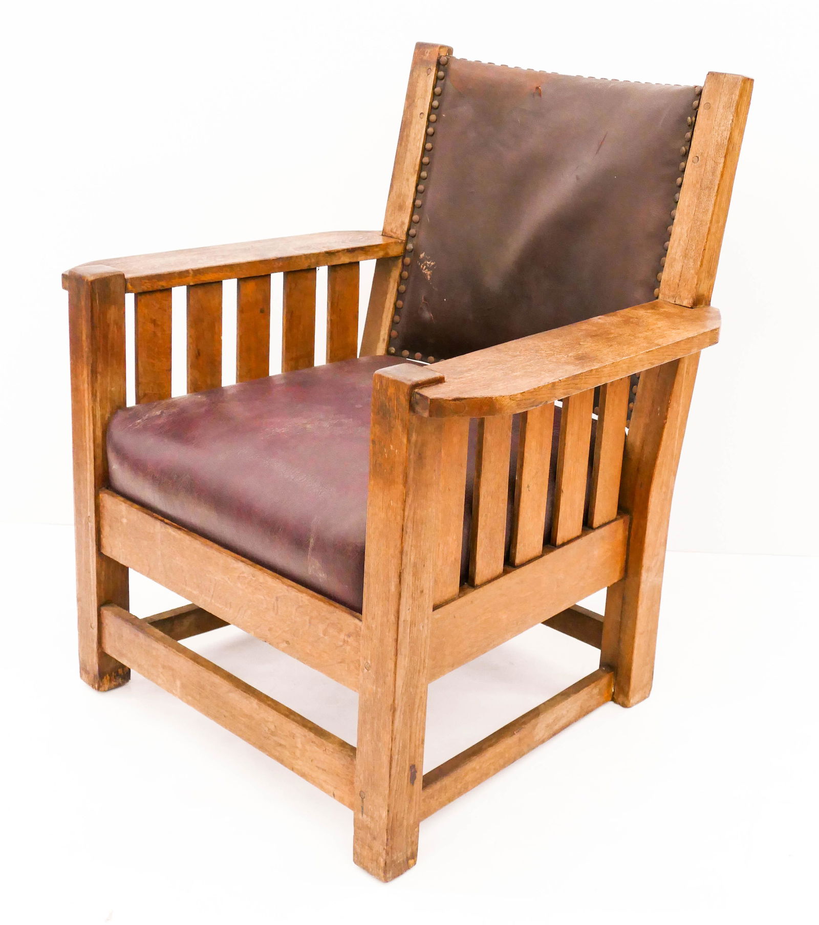 King Craft Arts & Crafts Oak Armchair 35''x32''x25''. (1 of 3)