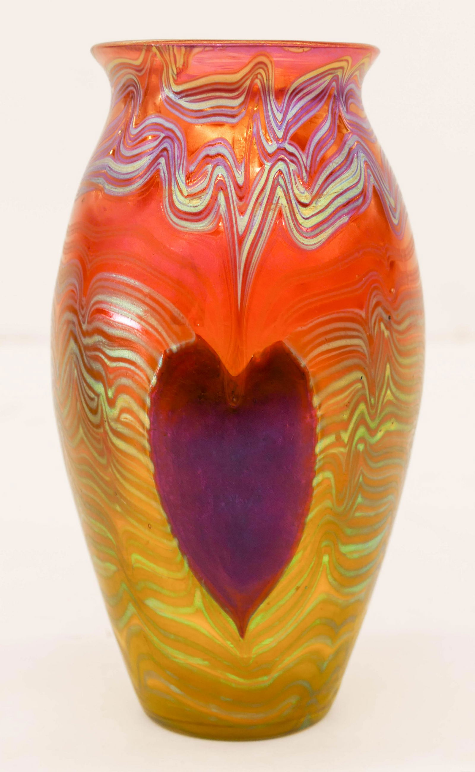 Loetz Phaenomen Heart Iridescent Glass Vase 7 (1 of 5)