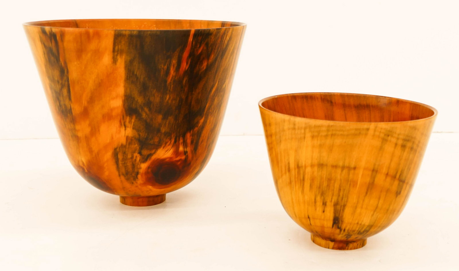 2pc Todd Campbell Hawaiian Norfolk Pin Bowls 8.5''x10'': 2pc Todd Campbell Hawaiian Norfolk Pin Bowls 8.5''x10'' and 5.5''x7''. Pair of turned wood bowls from Hawaii. Each signed on bottom. Excellent condition.